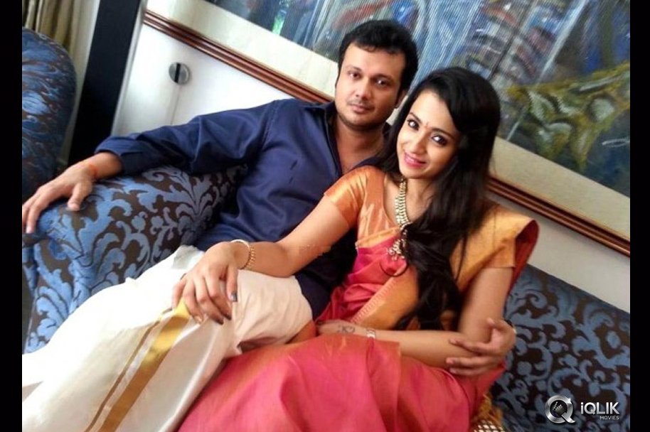 Love-Celebrity-Couples-Photos